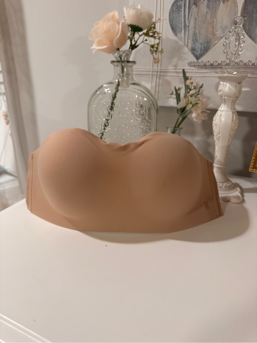 INVISIBLE BY VICTORIA’S SECRET
Push-Up Wireless Bandeau Strapless Bra - Picture 6 of 13